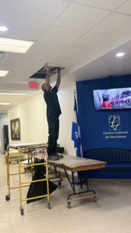 Plafond - Hall Desjardins 1